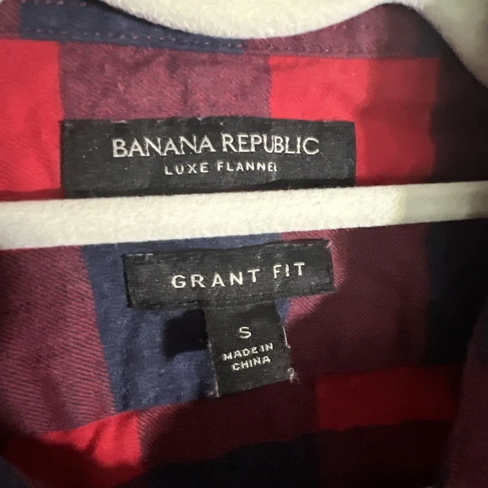 Banana republic grant fit checkerboard red men's small